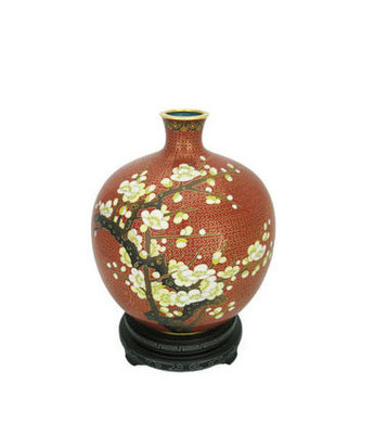 傲骨含香 景泰蓝花瓶中的东方美学与匠心传承